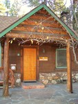 1 Bedroom cottages with large Jacuzzi or Spa. Pet friendly - Kitchen and fireplace. #5,6 Photo 8
