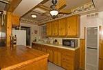 3 Bedroom 2 bath spa cabin with Jacuzzi - Full kitchen and fireplace. Pet friendly #11,17,26 Photo 7